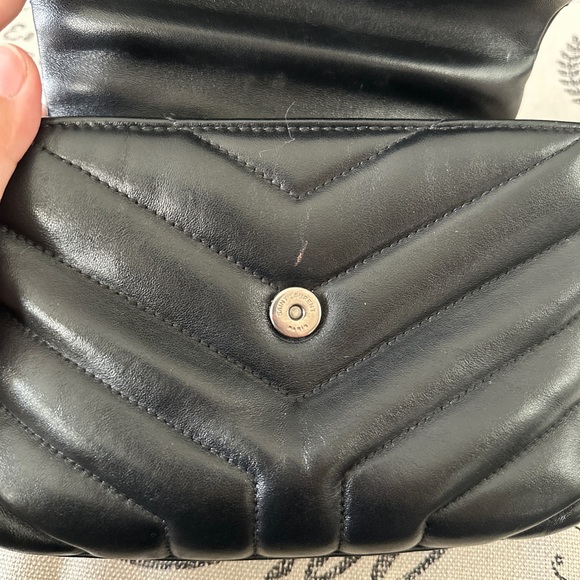Authentic Saint Laurent YSL Black Toy LouLou Quilted Leather Crossbody Bag - Picture 2 of 7
